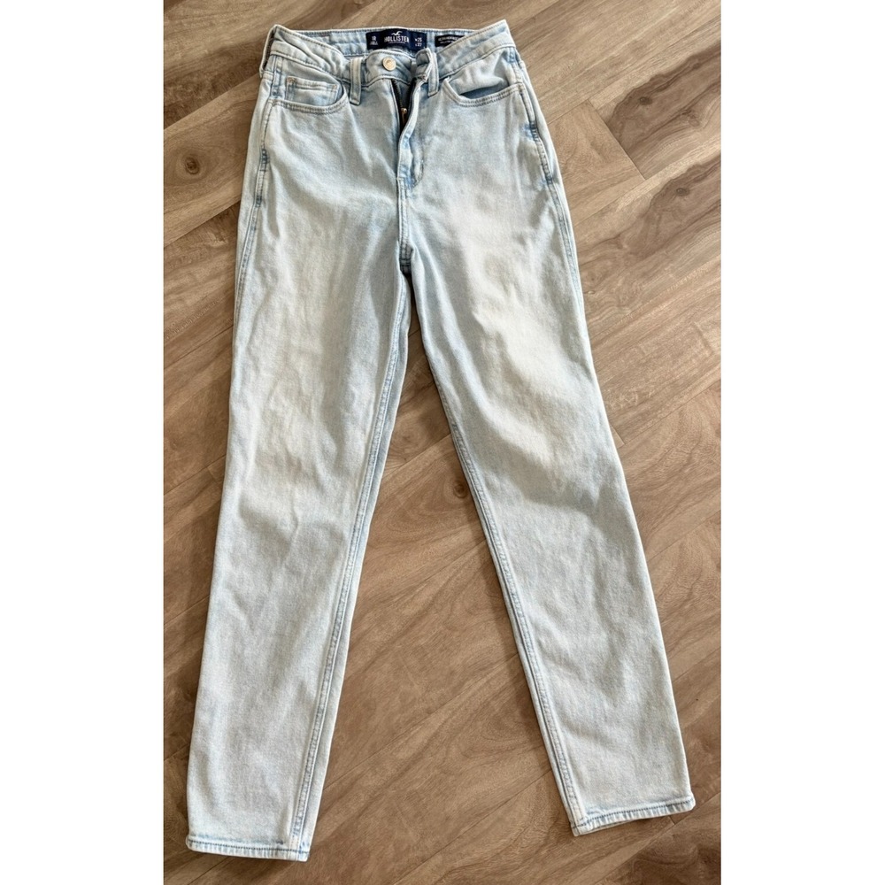 Hollister Vintage Strech Womens Light Blue Ultra High-Rise Mom Jeans Sz 1R 25x27